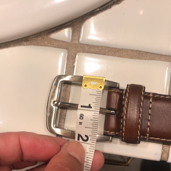 Kirkland signature 38/40 full grain leather belt used - Picture 12 of 13